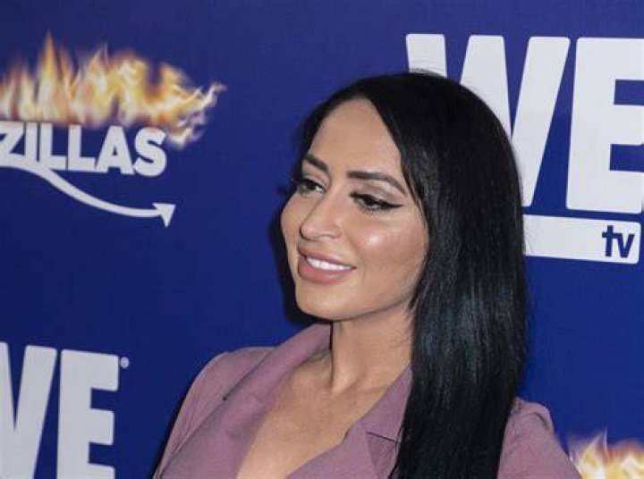 Angelina Pivarnick not quitting 'Jersey Shore' despite wedding drama