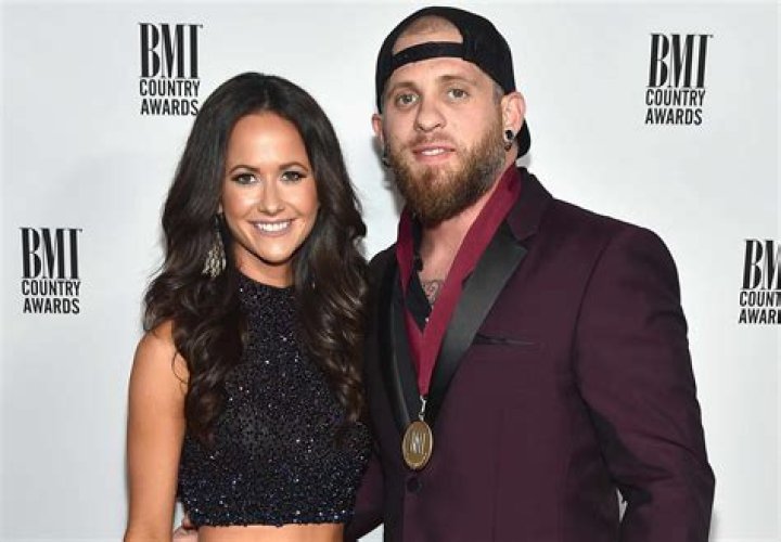 Brantley Gilbert Has Wife to Thank for Christmas Spirit