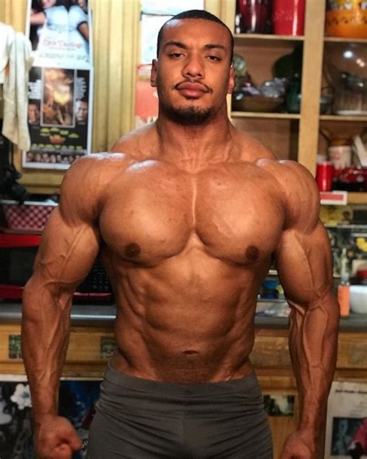 Larry Wheels Age, Height, Weight, Net Worth, Girlfriend, Biography