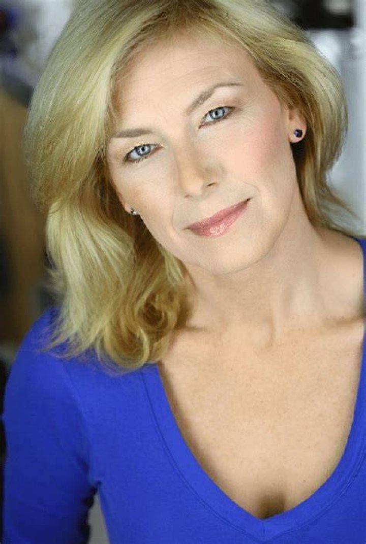 Leslie Hendrix Biography, Height & Life Story Super Stars Bio