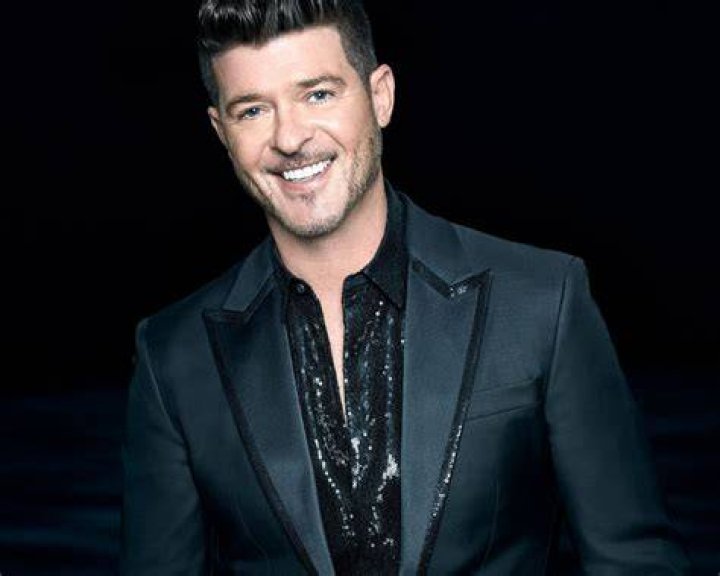 Robin Thicke Net Worth Plenty Of Cheddar