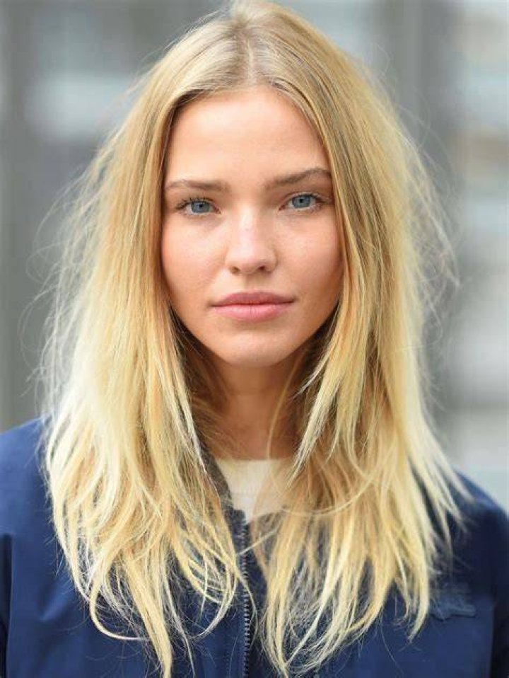 Sasha Luss “Valerian and the City of a Thousand Premiere in