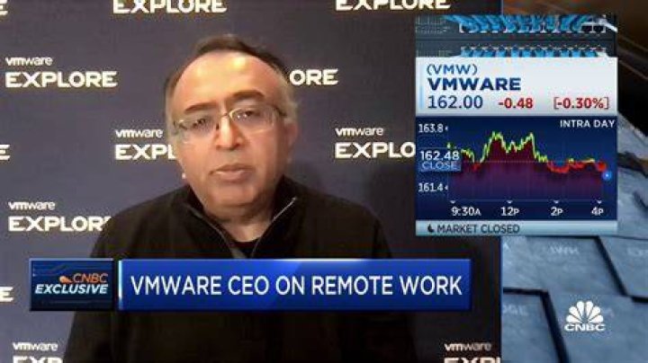 VMware CEO Avoids Talk, Focuses on New Offerings The