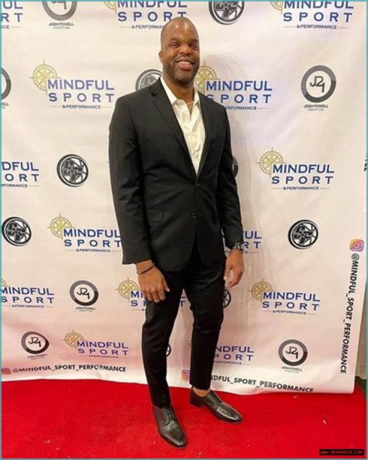 Williams Bio, Career, Net Worth, Height, Single, Facts